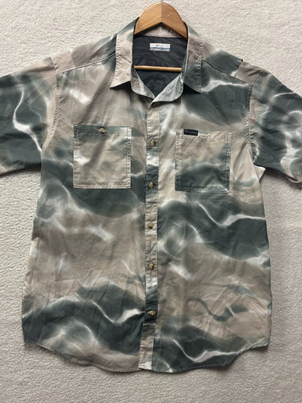 Columbia PFG Silver Ridge Utility Shirt Mens Large Gray Water Print Short Sleeve